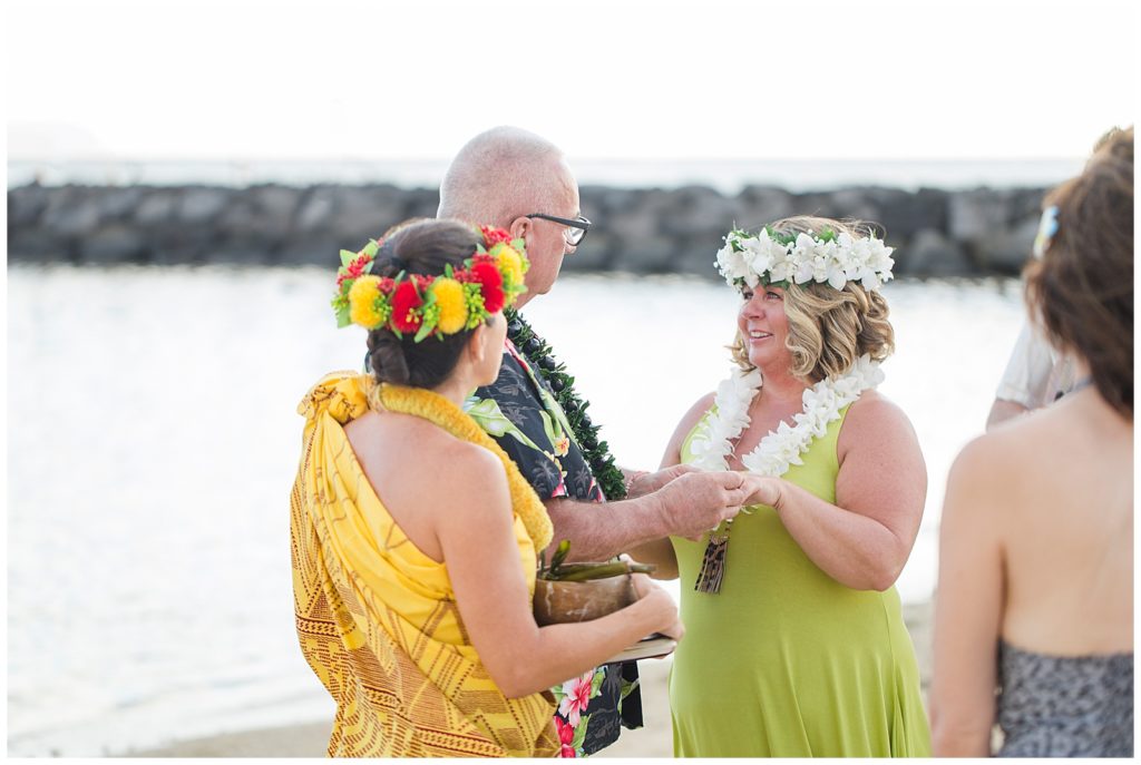 Hawaii Oahu Beach Vow Renewal Caili Chung Photography