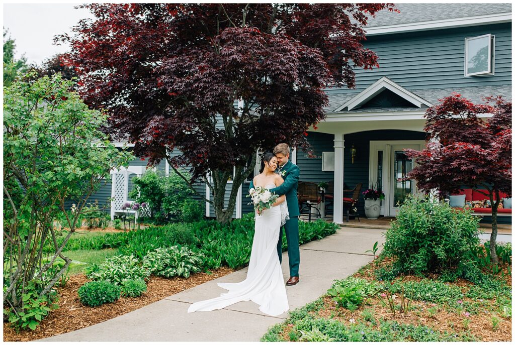 Caili Chung Photography Classic White Wedding