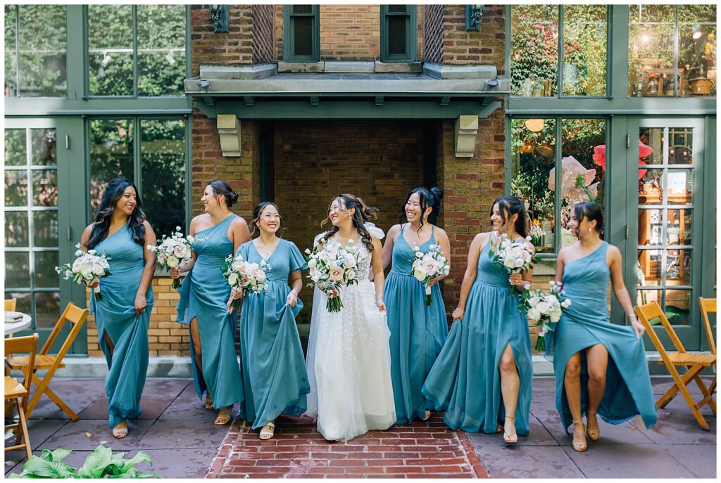 Rainy Downtown Chicago Wedding Ivy Room