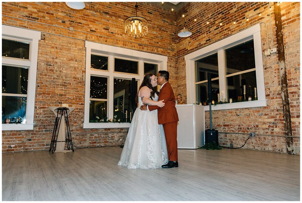 Fifth Floor 5th Ogden Wedding Venue Caili Chung Photography